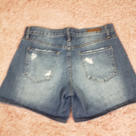 Articles of Society distressed denim shorts sz 25 - Picture 2 of 6